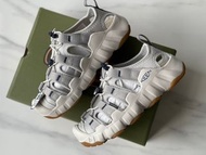 KEEN NEWPORT 戶外涼鞋溯溪鞋  男女款  淺灰色 size36 37 38 39 40 41 42 43 44 45