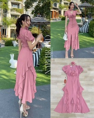 NABI Dress ผ้าชีฟองแขนสั้น ทรงคอV ดีเทลช่วงอกแต่งเป็นสายผูกโบว์ติดดอกไม้เข็มกลัด