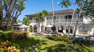 Villa de lujo frente al mar de 5 habitaciones con piscina privada y acceso directo a la playa, Holet