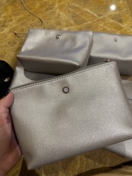 กระเป๋าเครื่องสำอาง BVLGARI Amenity Kit by Emirates ของเเท้ 100%