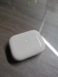 Apple AirPods Pro3 (新淨二手 含保養）
