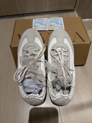 VIVAIA淺灰色白色運動鞋