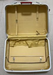 【商品名稱】【ECHOLAC】早期 復古老皮箱 硬殼行李箱  復古收納箱 擺攤箱 裝置藝術 拍戲道具 背景道具