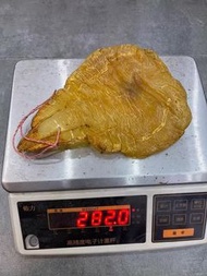香港十八區  高價収：燕窩，海參，鮑 魚，印尼大岛白花胶，陳年花膠，老花膠， 赤嘴鱼胶，金钱胶，石肚，台山赤嘴，紅雞 赤嘴24小時在線，歡迎大家發圖評估