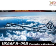 [Academy Model] 1/72: USAAF B-29A "Enola Gay & Bockscar" (AC 12528)