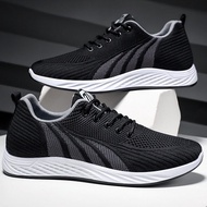 Youthful and dynamic men's sports shoes made of sports fabric, soft rubber sole, very soft and comfo