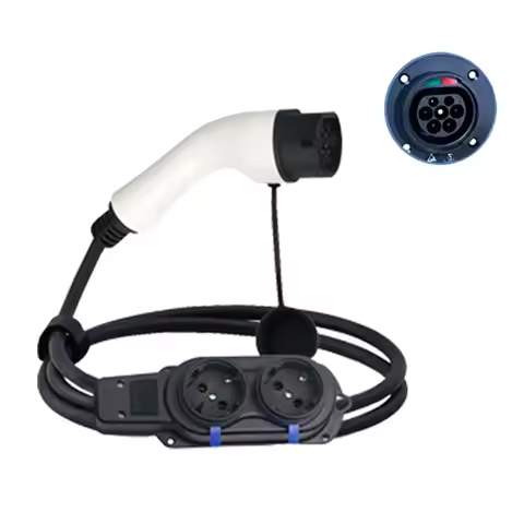 SUSUTOO IEC62196 Type2 For MG MG4 MG5 KIA Hyundai IONIQ5 IONIQ6 EV Car Discharger V2L Vehicle to Loa