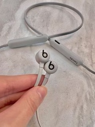 Beats Flex 藍牙耳機 適合全天佩戴的無線入耳式耳機  雲霧灰 beats耳機 無線 藍芽 iphone