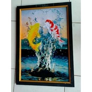 Lukisan Cetak Sepasang Ikan Koi Plus Bingkai Ukuran 65×45