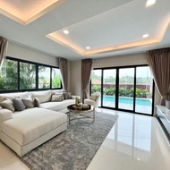 โรงแรม Southern Peak Pool Villa Huay Yai Pattaya - บ้านห้วยใหญ่