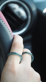 寶淇 - 黑烏雞細條戒指 - 天然A貨翡翠