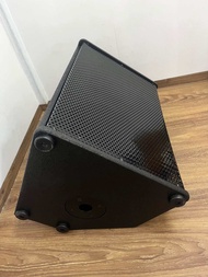 ตู้ลำโพงเปล่าเสียงกลาง Ps12 นิ้ว แหลม888 ไม้อัดแท้เกรดเอ เบ้าเสียบ สีระเบิด ตะแกรงปั้ม สเปคคอน อุปกร