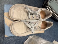 Clarks 鞋