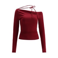 Weekend hub | เสื้อยืดแขนยาวคอแบบคล้องไหล่ แฟชั่นเข้ารูป สีเเดง