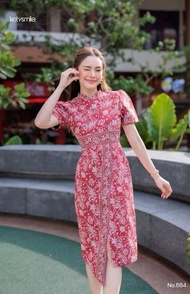 N684💥 ชุดเดรสผ้าคอตต้อน พิมลายปาเต๊ะ คอจีน ผ่าหน้าชายกระโปรงเฉลียง งานอัดกาวทั้งชุด ทุกชิ้น ซิปซ่อนด