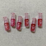 71476 ลิปสติกนี้ช่วยให้ริมฝีปากของคุณดูสุขภาพดีและมีสีสัน น้ำหนักเบา พกพาง่าย สีสวย ติดทน