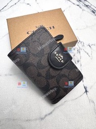 新款 COACH 蔻馳   C0082女士中長款錢包尺寸13593經典老花面料中款錢包 咖啡色配黑色 認準hkpowerbuy. 銀包 錢包 手袋 背囊 斜孭袋 送禮 情人節 禮物