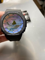 CASIO卡西歐G-SHOCK (彩虹玻璃) 漸變炫彩錶面 (農家橡樹) 八角錶殼 GA-2100SR-1A