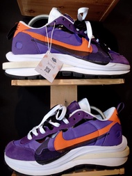 sepatu nike sacai ungu