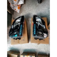 BỘ ĐÈN PHA XE THACO OLLIN S490/S700/S720