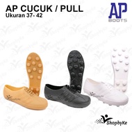 PUTIH LOKAL HITAM Football SHOES AP 963 WHITE Cream & AP 967 BLACK RUBBER FOOTBALL Pul Multi-FUNCTIO