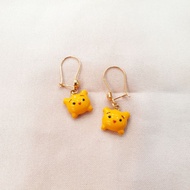 Children's earrings with pooh hook, genuine gold, grade 375