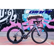 GIANT Propel Advance 1 Disc 2022 จักรยานเสือหมอบชุดเกียร์ Sram Rival eTap AXS 12 Speed