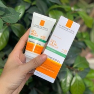 La ROCHE POSAY SUNSCREEN