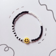 Kpop bracelet smile bracelet/ smile bracelet/ beaded bracelet/ (black and white smile 4 parts)