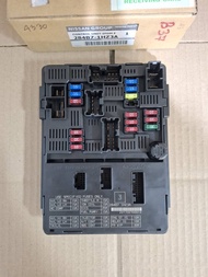 ชุดควบคุมไฟ IPDM ไม่มี id stop NISSAN MARCH K13 "E  V spec" 284B7-1HZ3A CONTROL UNIT-IPDM ENGINE ROO