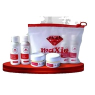 MAXIE GLOW SKINCARE WAJAH MAXIE GLOW cream pencerah wajah BPOM
