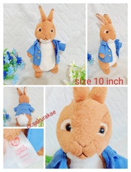 (พร้อมส่ง) ตุ๊กตามือสอง  peter rabbit ตุ๊กตากระต่าย ปีเตอร์แรบบิท กระต่ายปีเตอร์ ตุ๊กตาลิขสิทธิ์แท้ 