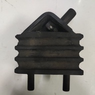 FUSO 6DC/8DC/6D15/MIT180 engine mounting, FRONT *31114-02101