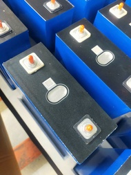 pin lithium trina 3.2v-280ah Pin sắt hiệu Trina 32v 280Ah mới 100% pin lithium lifefo4 3.2v-280ah pi