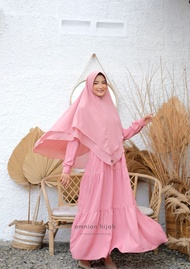 Dress muslim Azkia warna peach busui friendly by amnion hijab