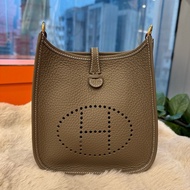 HERMES Mini Evelyne 大象灰金午夜藍肩帶stamp K