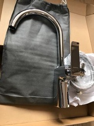 Roensa厨房水龍頭，冷熱水設計，全銅製造，電鍍鉻色，歡迎查詢選購