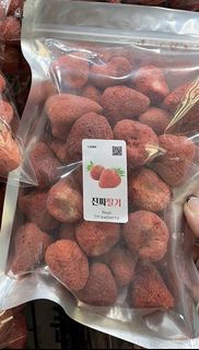 韓國🇰🇷直送✈️ 韓國著名老店草莓凍乾170g