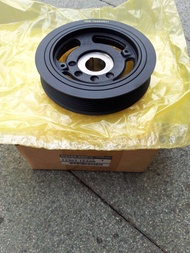 มู่เล่ยข้อเหวี่ยงNissan sylphy pulsar juke b17 F15 c12 1.6/1.8 อะไหล่แท้นิสสัน