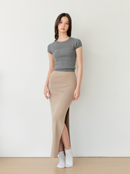 HEARTEYES - MAXI SKIRT - TIRAMISU | กระโปรง ยาว ผ่าข้าง ผ้านิท ไหมพรม สีน้ำตาล