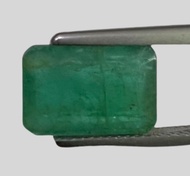 5.01cts พลอยมรกตแท้ 100%. นำมาจากบราซิล. มีใบรับรองจากร้าน. Natural Brazilian Emerald-The New Sensat