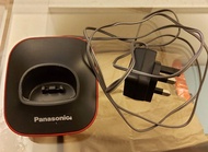 Panasonic KX-TG1611HKR 固網電話機座 連火牛（當零件賣）