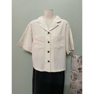 Japanese women's shirt with vest collar, cream color, size m a84