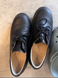 Dr Kong 黑皮鞋38， Geox黑皮鞋39