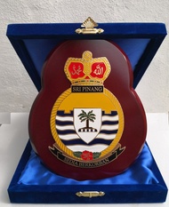 Ship Plaque KD SRI PINANG (Big Size) + Box (Plak Kapal KD SRI PINANG (Saiz Besar) + Kotak)