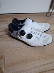 SHIMANO RC7 碳纖白色公路鞋