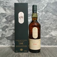 Lagavulin 16 YO Single Malt Whisky 700ml