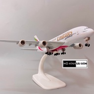 Airplane Model Airbus A380-800 Scale 1:400 Emirates Airlines Dubai Airlines