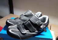 Shimano R088 cycling 🚴‍♀️ cleat shoe