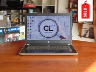 Hp 14 notebook 14in Core i3-6006u Radeon R7-520 Ram 4GB SSD 128 +1 TB